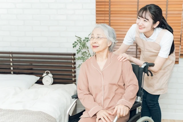 特養と介護付き有料老人ホームを各特徴から解説