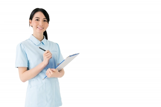看護助手で働く場合に資格は必要？