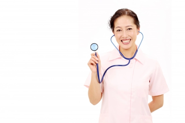 看護師は何歳からでもOK、年齢制限はない