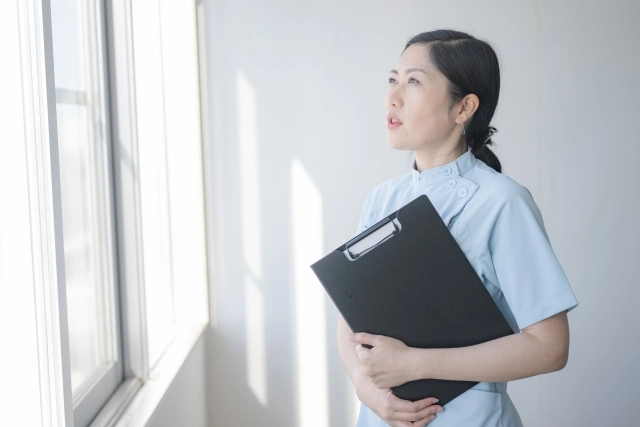 看護師の転職先を自分で探す方法