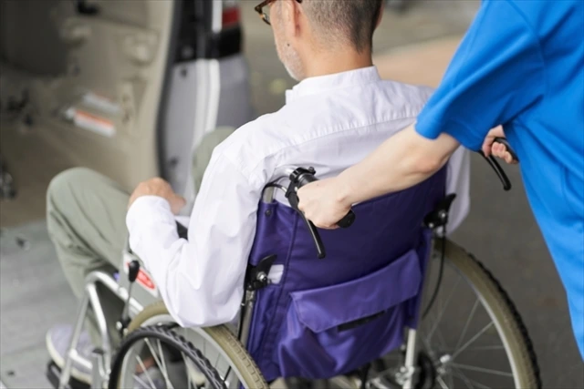介護職を辞めたいと感じる理由